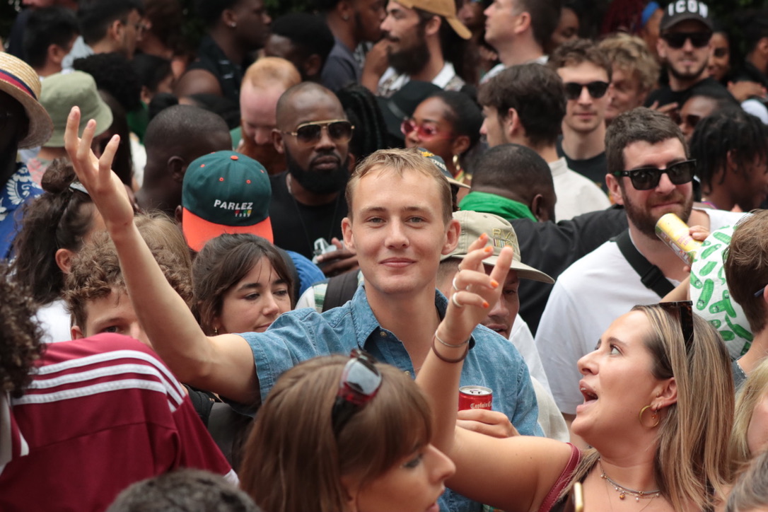 C21B46C2-C54F-4E0F-AB8F-45ABC95EF8E7 1 105 c