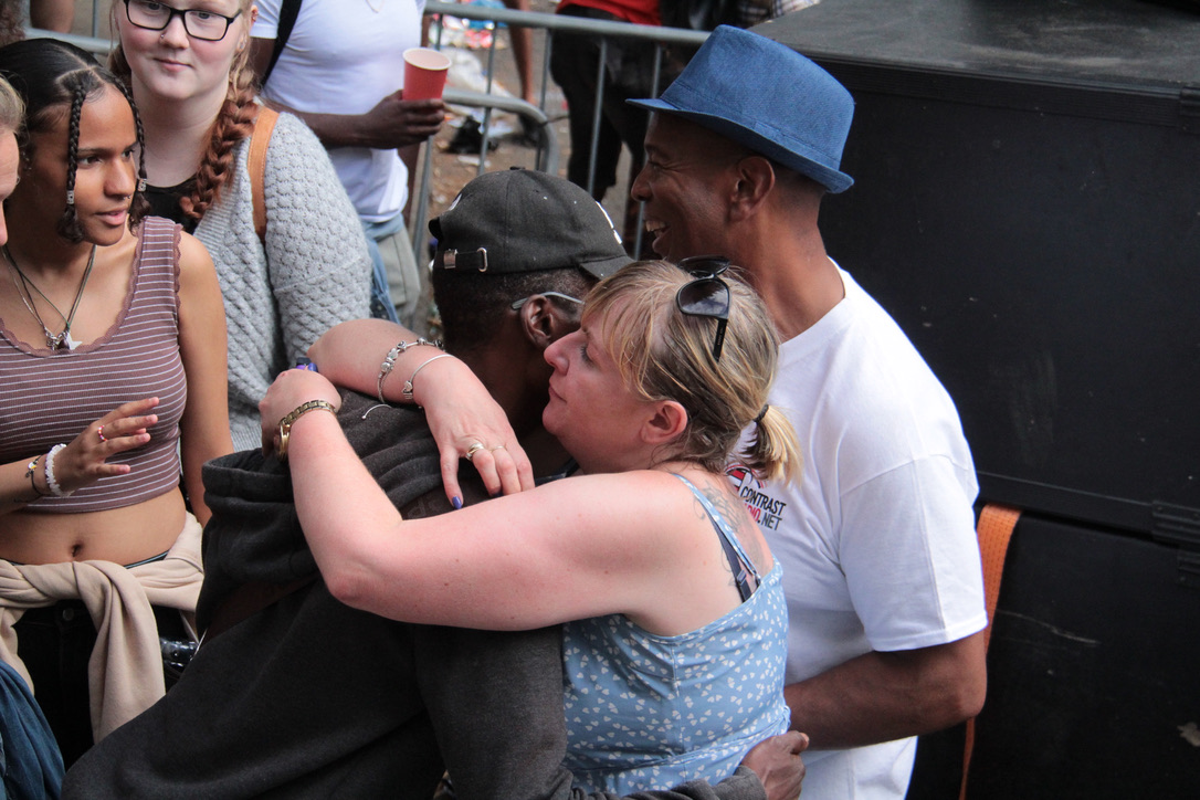 D96DF4F0-E0AD-4168-890E-B5AA7D32756F 1 105 c