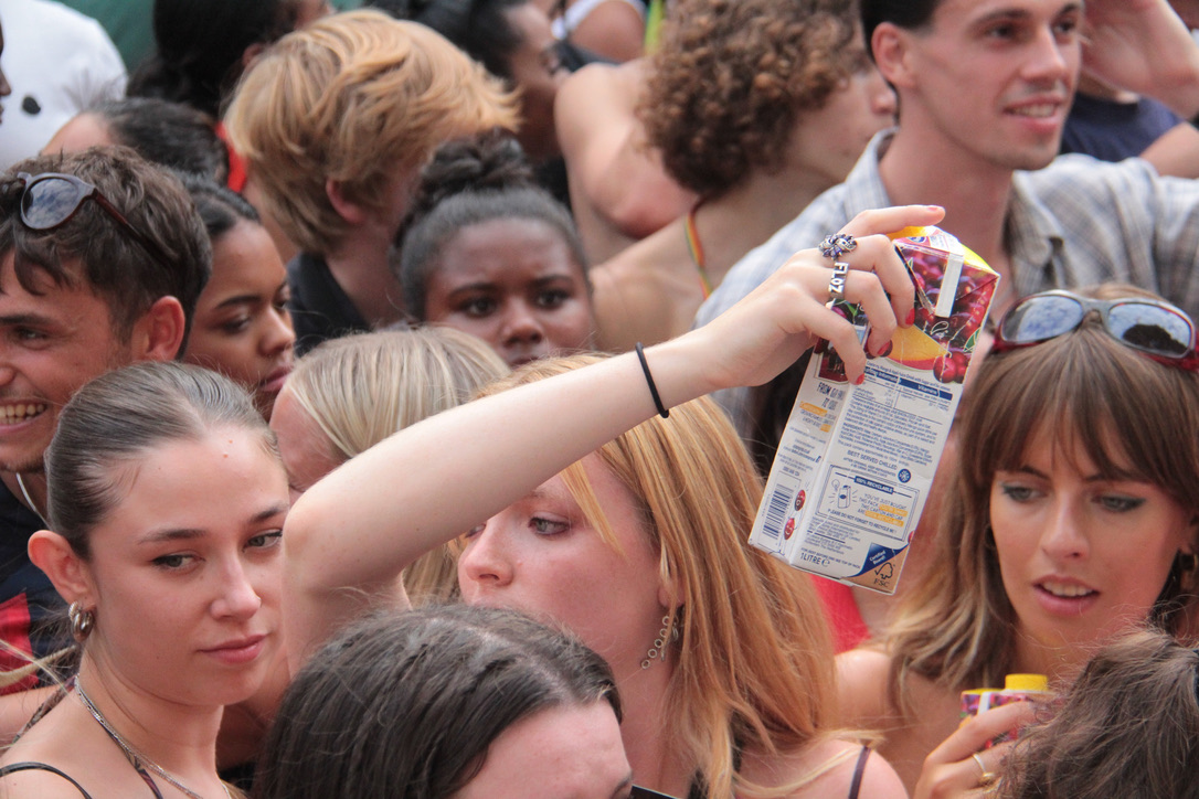 ED853E19-0155-42E6-B452-CD0193B9B120 1 105 c