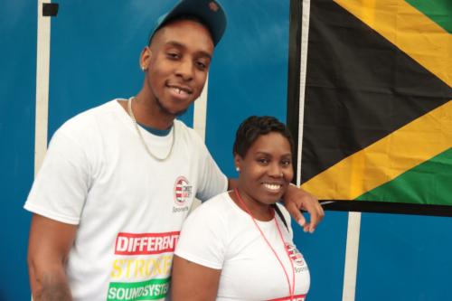 A33D0A18-C0D3-4DBA-9F2B-A34E5DB99374 1 105 c