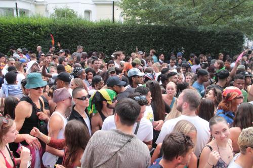 F54C7955-E1FE-4587-A580-2ACE7F9B3ED5 1 105 c